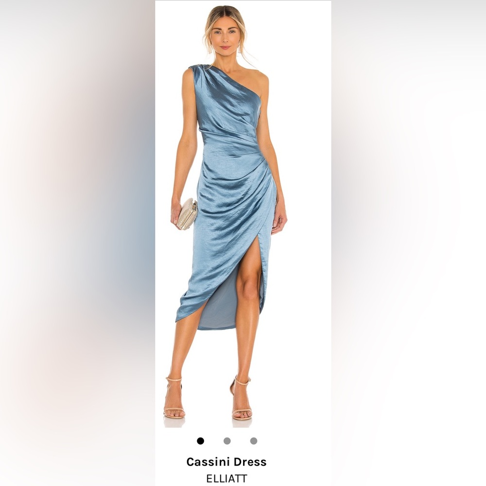 Elliatt Cassini dress in size Small NWT